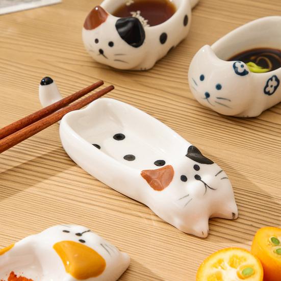 Soy Sauce Dish Cat-Shaped Mini Dipping Bowl Cute Ceramic Plate for Oil Salt Vinegar Sushi Butter Chili Jam Condiments Appetizers