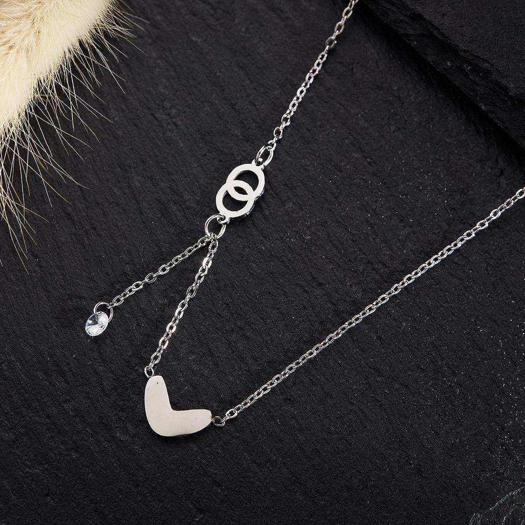 Colier nou din oțel titan argintiu rezistent la decolorare - Lanț de claviculă la modă, ușor și versatil pentru femei