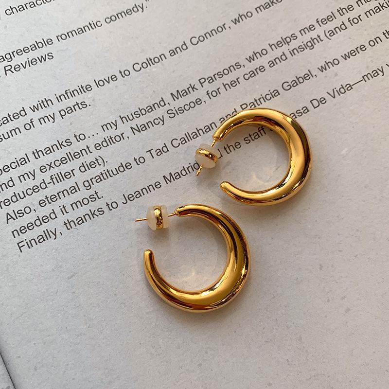 Gold-Electroplated C-Shaped Earrings for Women - Elegant Luxury, Simple and Large Circle Design