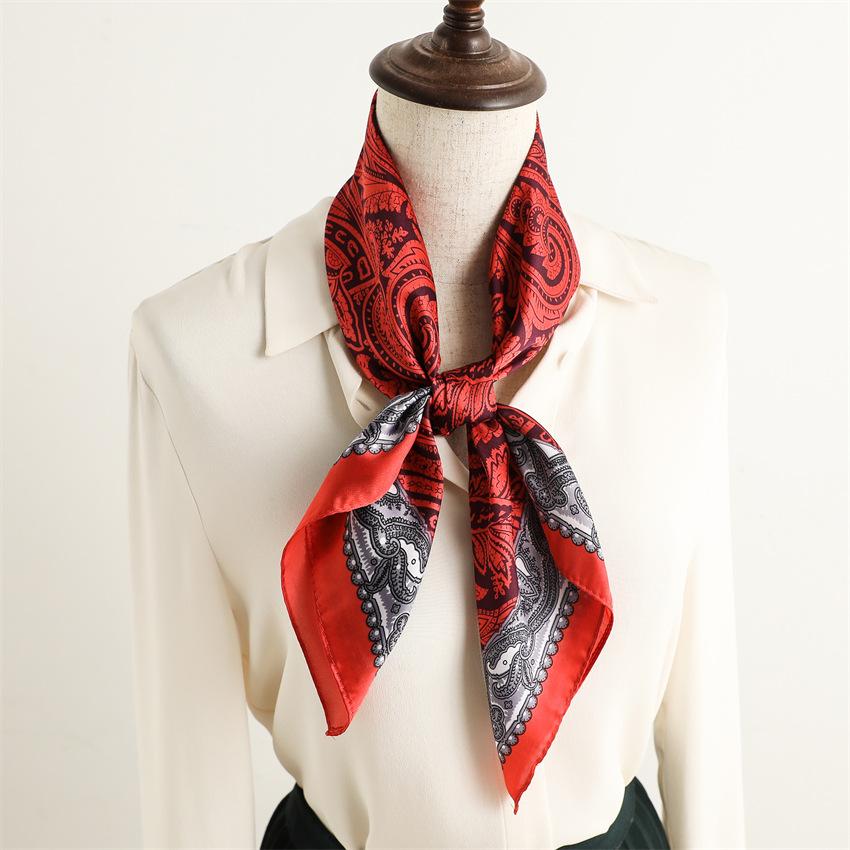 European and American Ethnic Style Silk Scarf Sunscreen Shawl Fashion Versatile Cashew Scarf Simulation Silk 71cm Square Scarf Professional Scarf