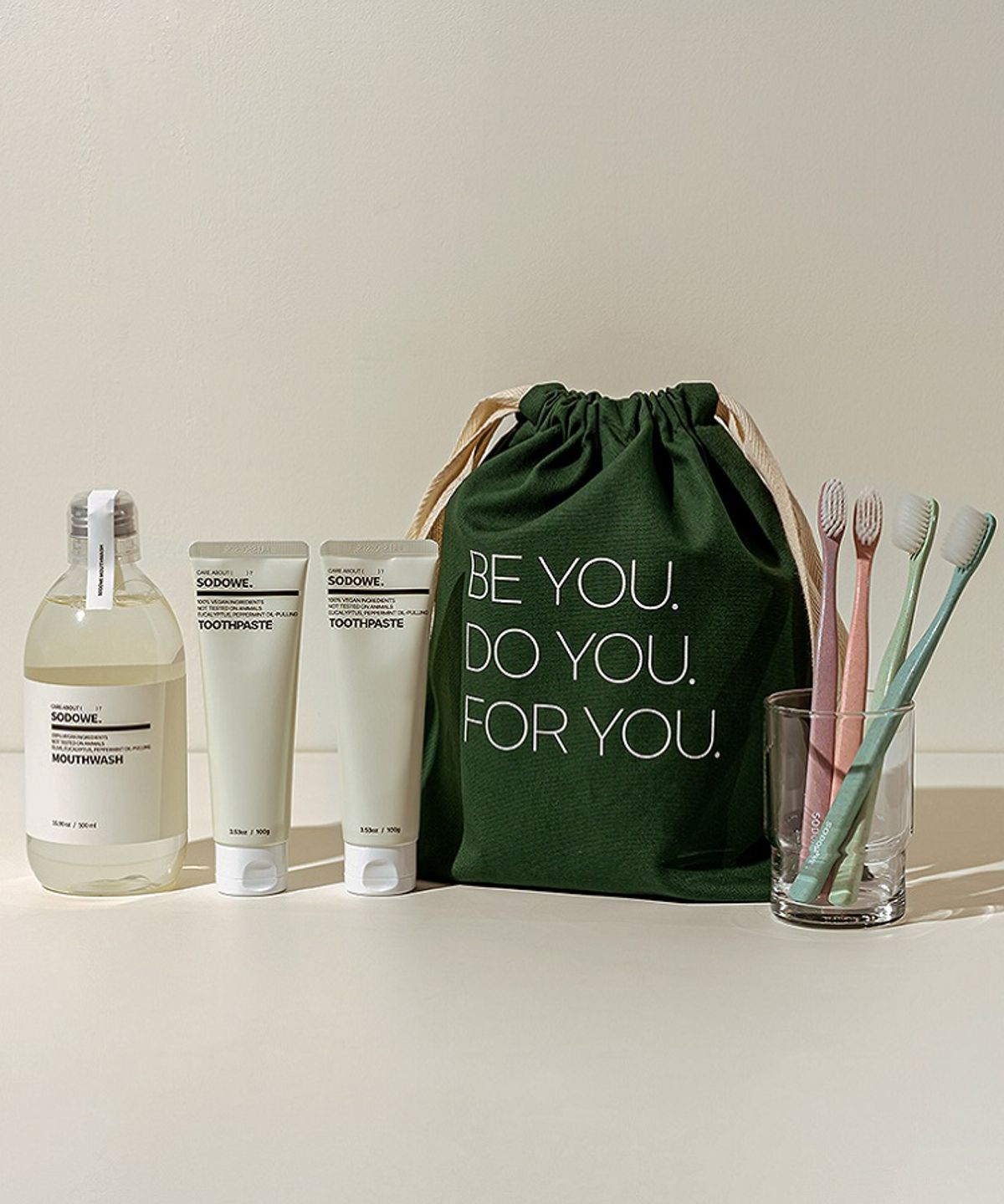 Forest Trip Set (500ml Mouthwash + Oil Pulling Toothpaste + Double-sided Fine Bristle Toothbrush & Pouch)