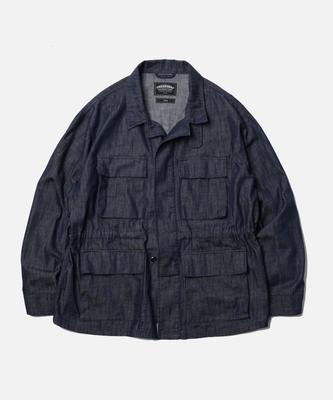 Paltoane și geci – Jachete din denim