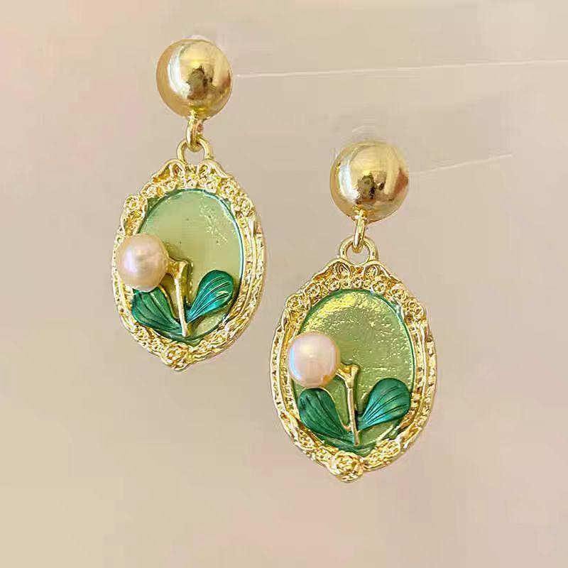 French retro green oil painting antique flower stud earrings female, court style earrings baroque pearl earrings