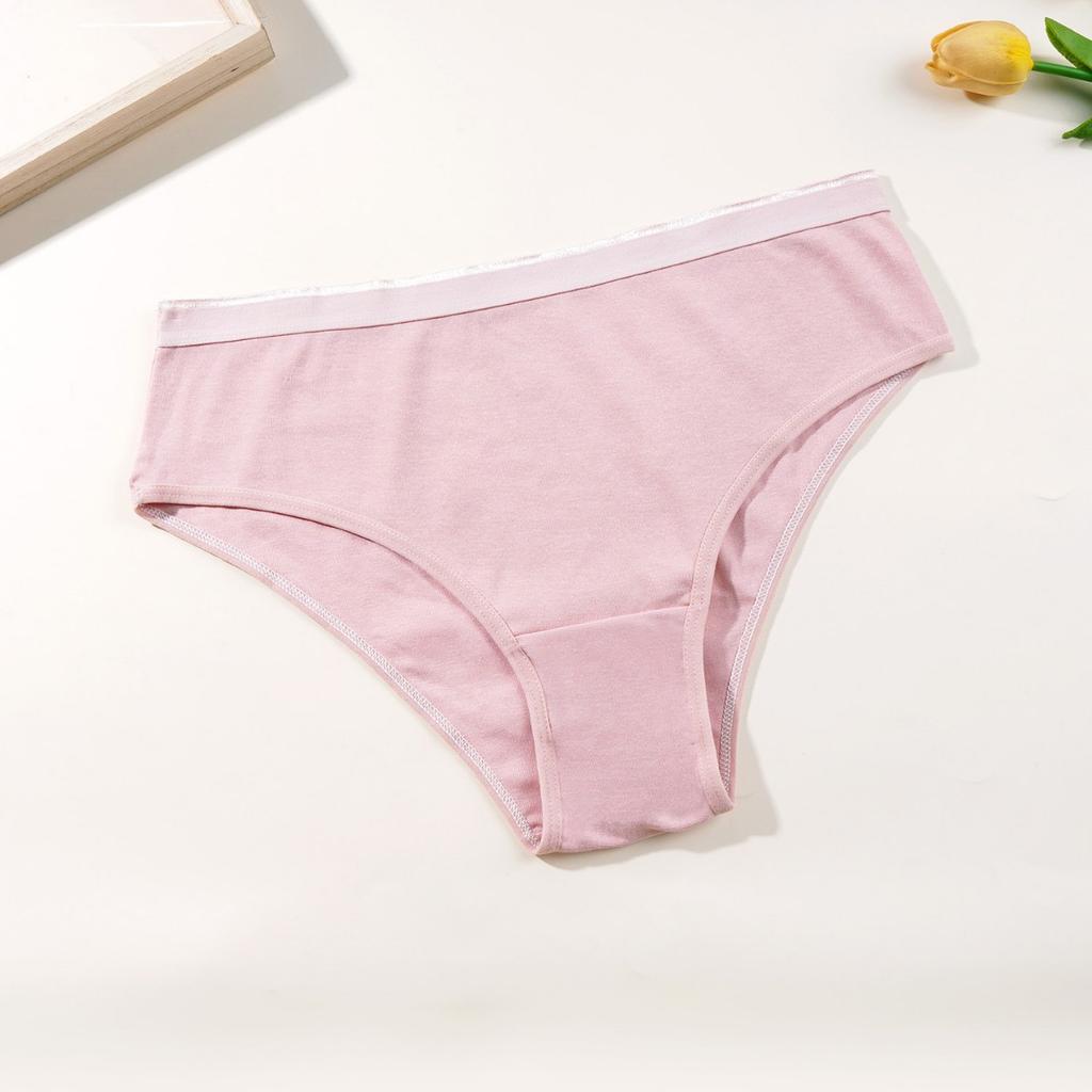 Women's New Summer Cotton Anti-bacterial High Elastic Half Package Hip Mid-waist Triangle Briefs
