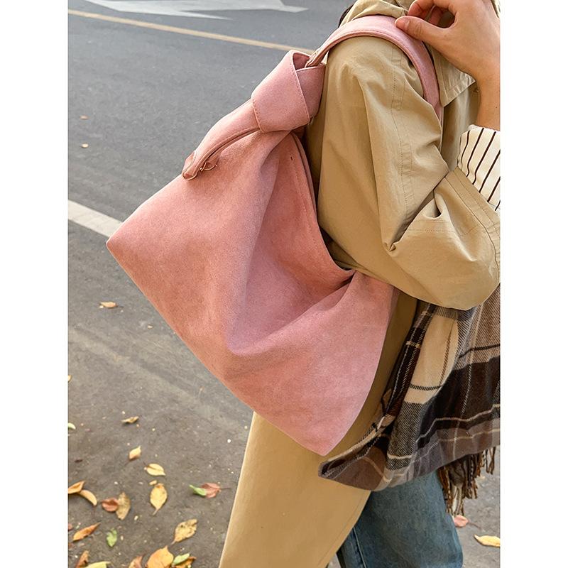Vintage matte handbag underarm bag women's winter new casual shoulder tote bag suede messenger bag