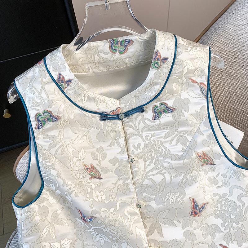 2025 Spring Retro Chinese Sleeveless Waistcoat with Stand Collar & Embroidery
