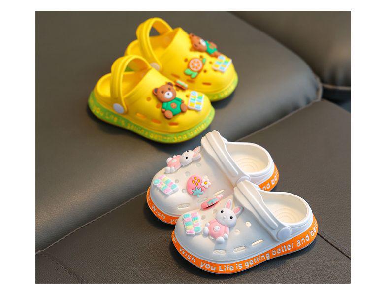 EVA Kinder Rutschfeste Sommer Hausschuhe für Innen: Weiche Crocs mit geschlossenen Zehen für Baby-Jungen & -Mädchen.
