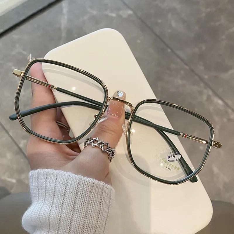 New Versatile Large Frame Myopia Glasses For Women Green Frame Anti Blue Light Radiation Myopia Glasses Fashionable Commuting