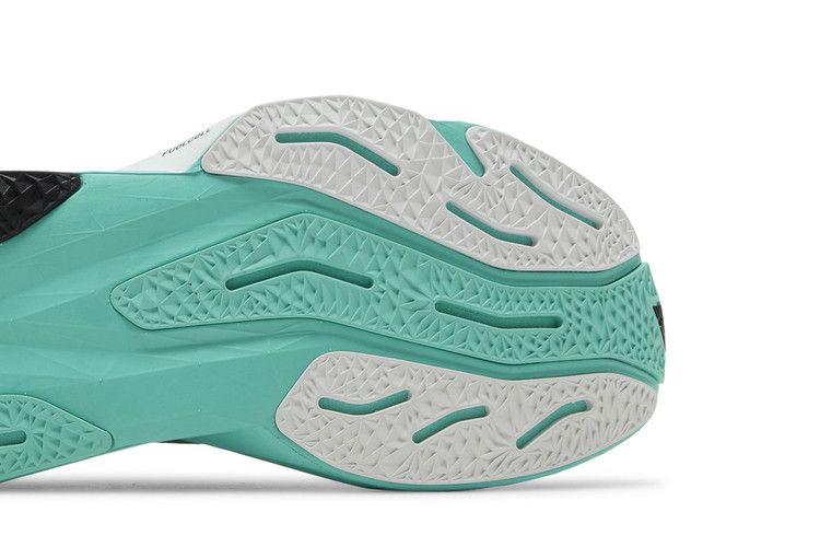 New Balance FuelCell Rebel V4 Cyber Jade