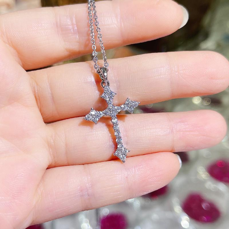 Collier avec pendentif croix en diamant et zircon de haute qualité – Chaîne de clavicule hip-hop européenne/américaine pour hommes et femmes