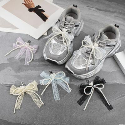 Kanten Strik Schoensieraad voor Sneakers Kunstparels Kralen Strikknoop Verwijderbare Strik Sieraad Accessoire voor Dames Meisjes Schoenen Tassen Sleutelhangers