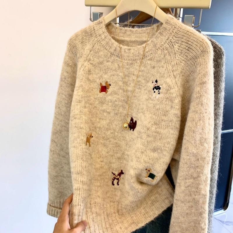 Dog Cartoon Embroidery Round Neck Pullover Sweater for Women in Autumn and Winter New Design Soft and Skin-friendly Knitted Top
