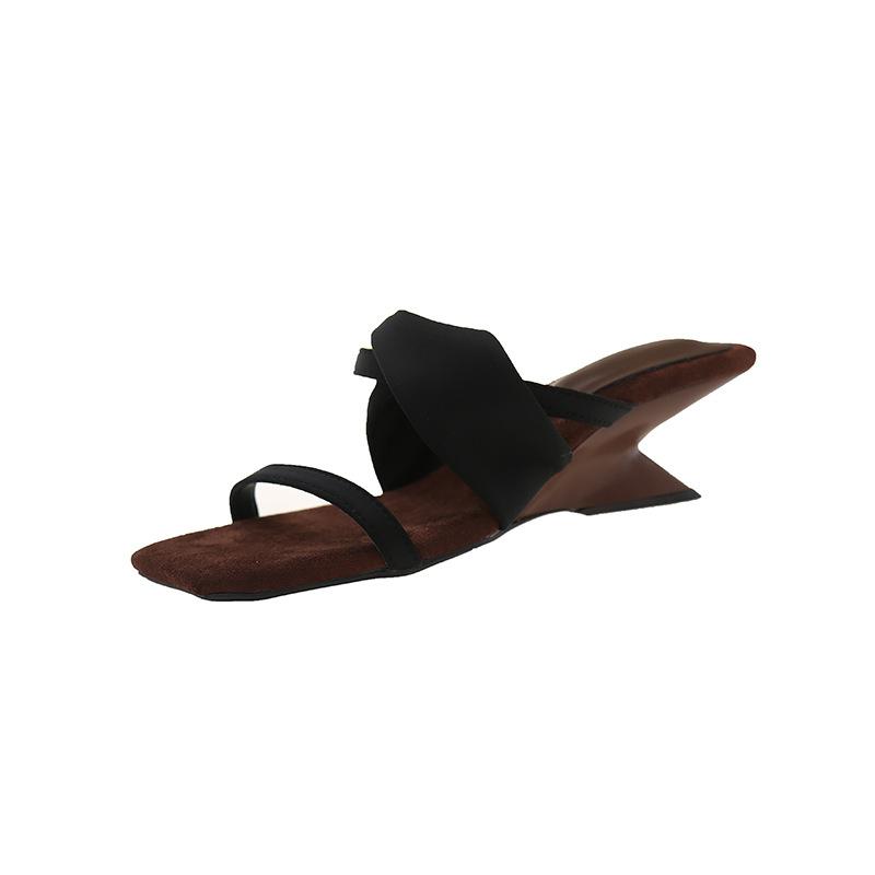 High-end French wedge heels cool slippers fairy wear 22 years of new summer temperament high heels sandals