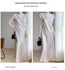 Elegante Vestito Estivo da Donna Dorato con Scollo a V in Raso e Maniche Corte