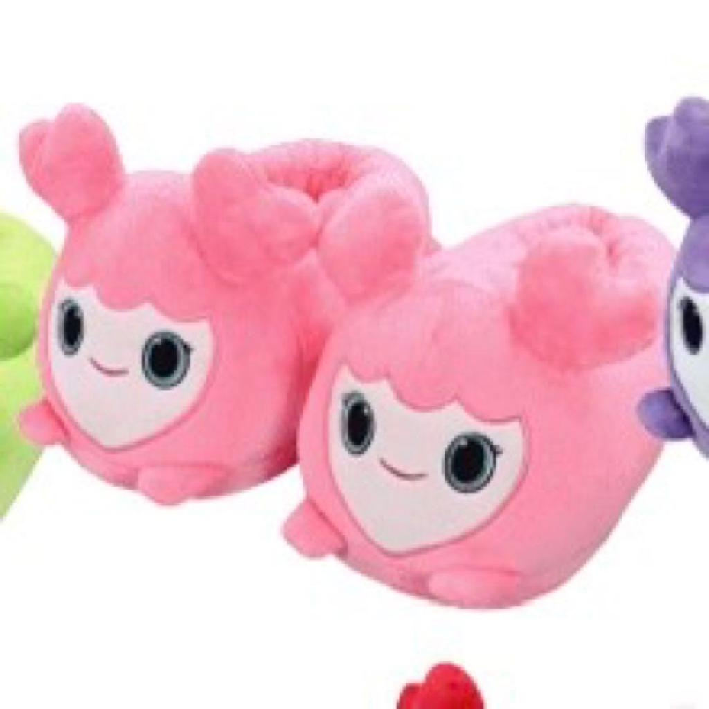 [USED] TWICE LOVELYS GIGO Exclusive Momo Plush Slippers, Pink