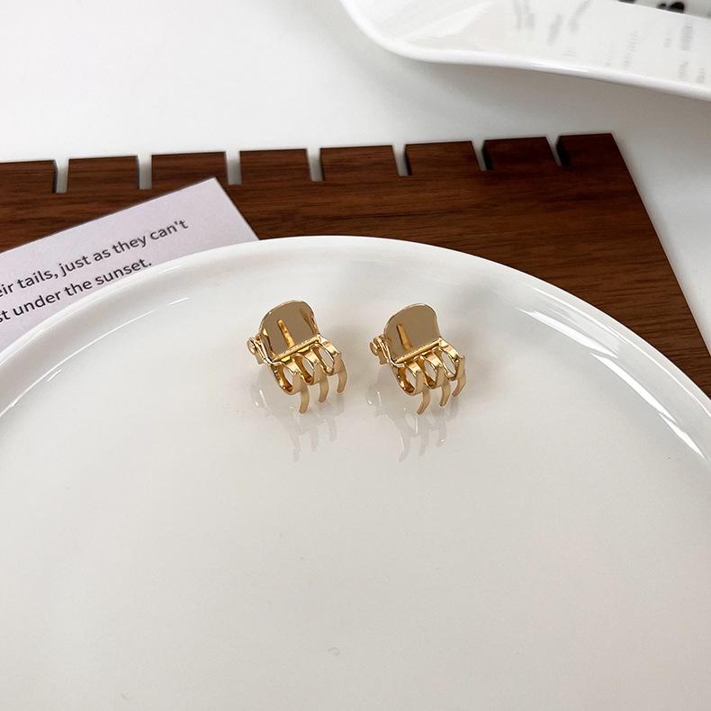 Womens Vintage Gold Silver Bronze Metal Small Hair Claws Girl Sweet Mini Bangs Clip Hair Clips Hairpins Fashion Hair Accessories