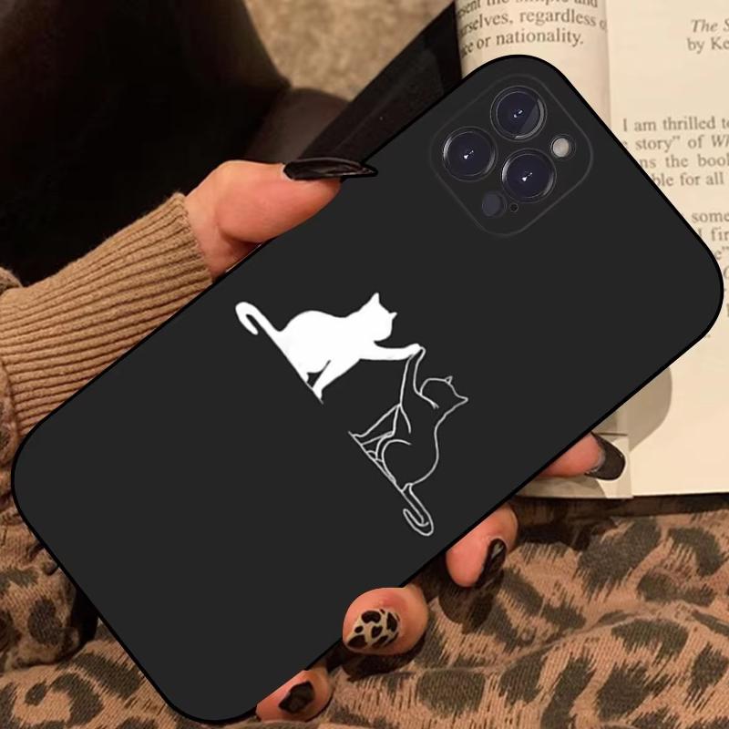 Cartoon Black Cat Line Phone Case For iPhone 15 11 12 14 13 Pro Max Mini XSM XR SE 7 8 Plus Cute Kitten Mobile Phone Cover Funda