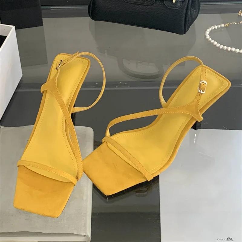 Fashion 2025 New Summer Women Shoes Fashion Square Toe Buckle Strap Sandals Women Elegant Thin Low Heels Party Stripper Shoe Women Pumps