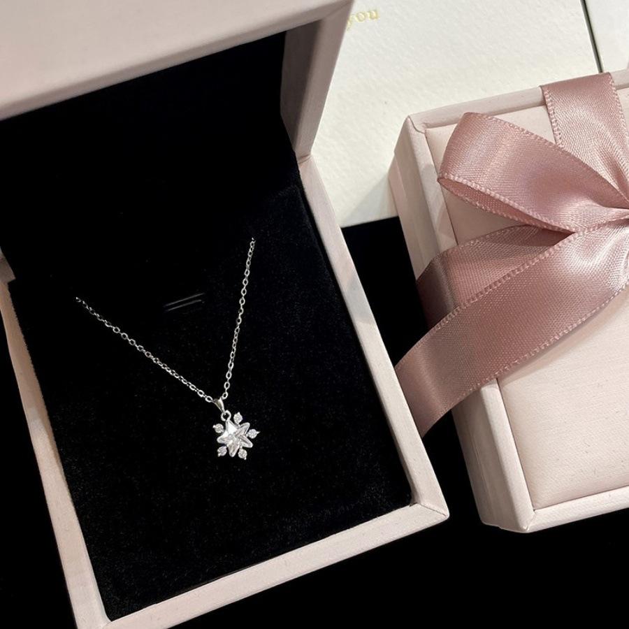 S Zircon Snowflake Necklace Female Collarbone Chain Simple Neck Chain Tide