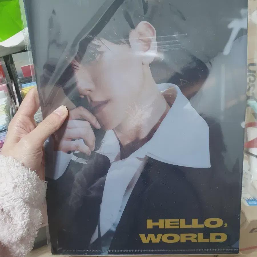 

EXO Бэкхён Привет Мир Поп-ап Магазин L Холдер