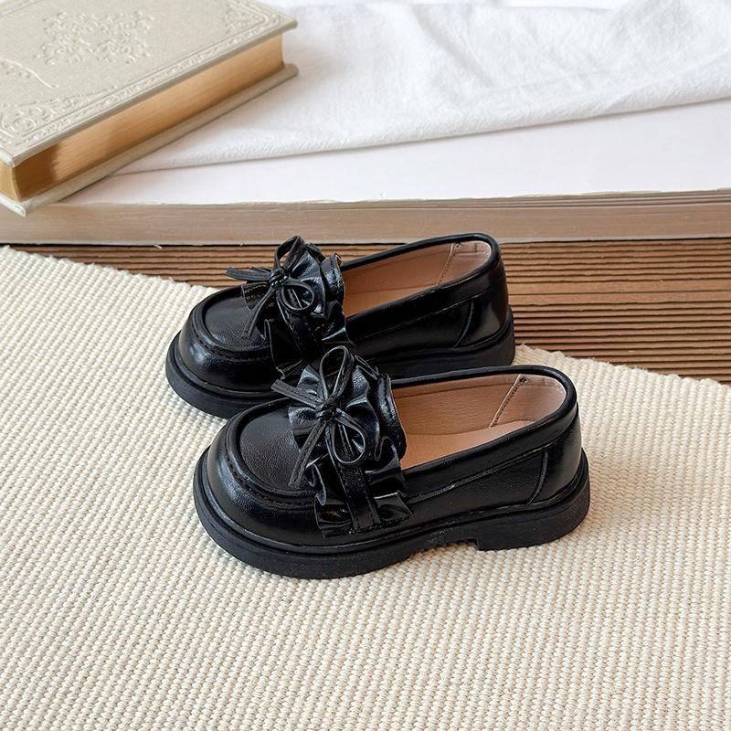 

Fashion Children s Causal Loafers Spring Autumn Bow Decor Kids Flat Shoes Pleated Girls School Leather Shoes for Wedding Party 25