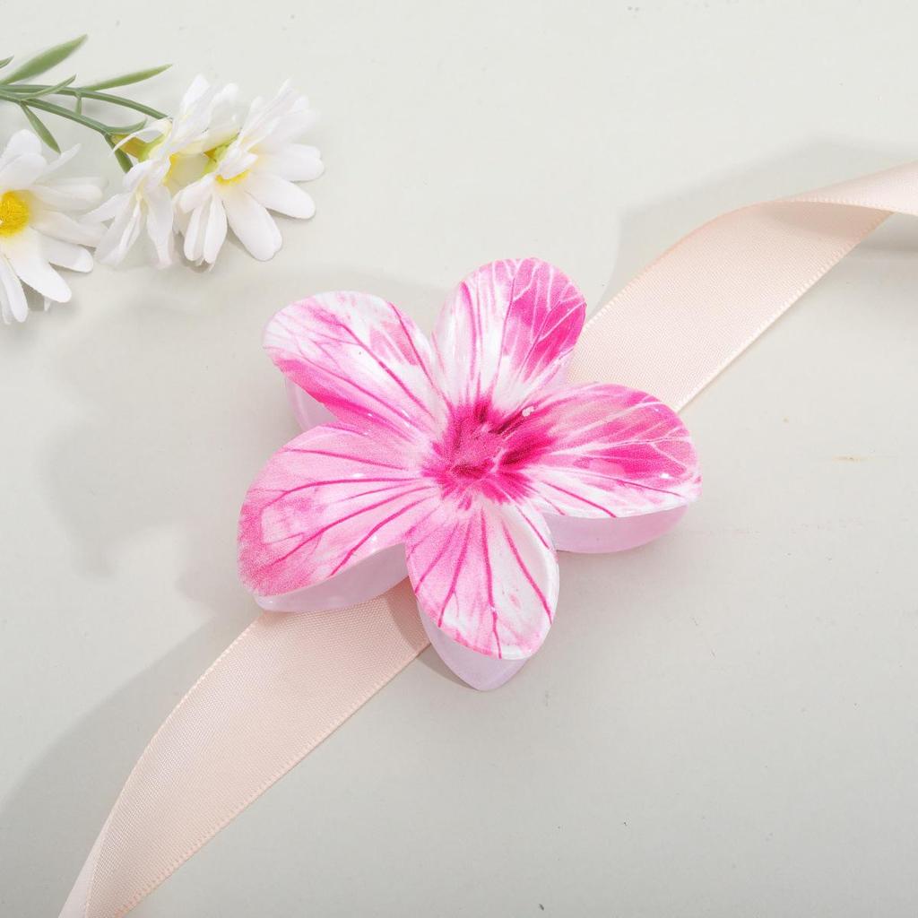 Retro Plumeria Flower Hair Clip for Girls - Cross-Border Sweet Accessory, Five-Petal Design, Perfect for Updos.