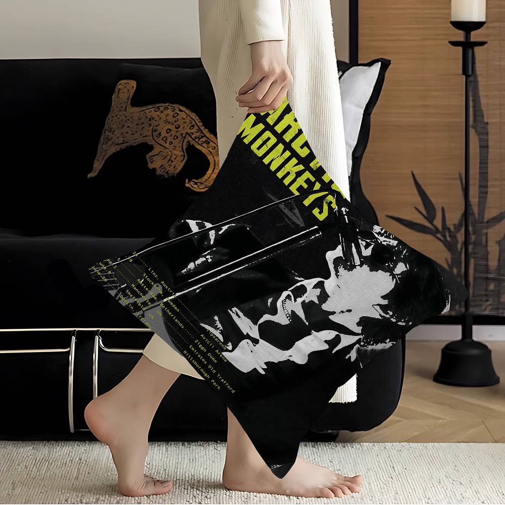 A-Arctic M-Monkeys Rock Band Cushion Cover Car Throw Pillow Case For Sofa Car Christmas Gift 40X40Cm 45X45Cm