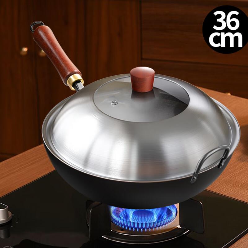 

Traditional Hammered Iron Wok