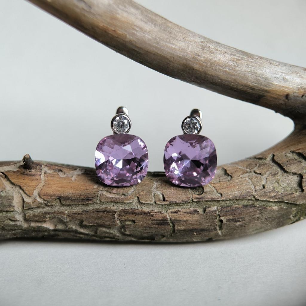 Серебряные серьги с фианитами (60002382)