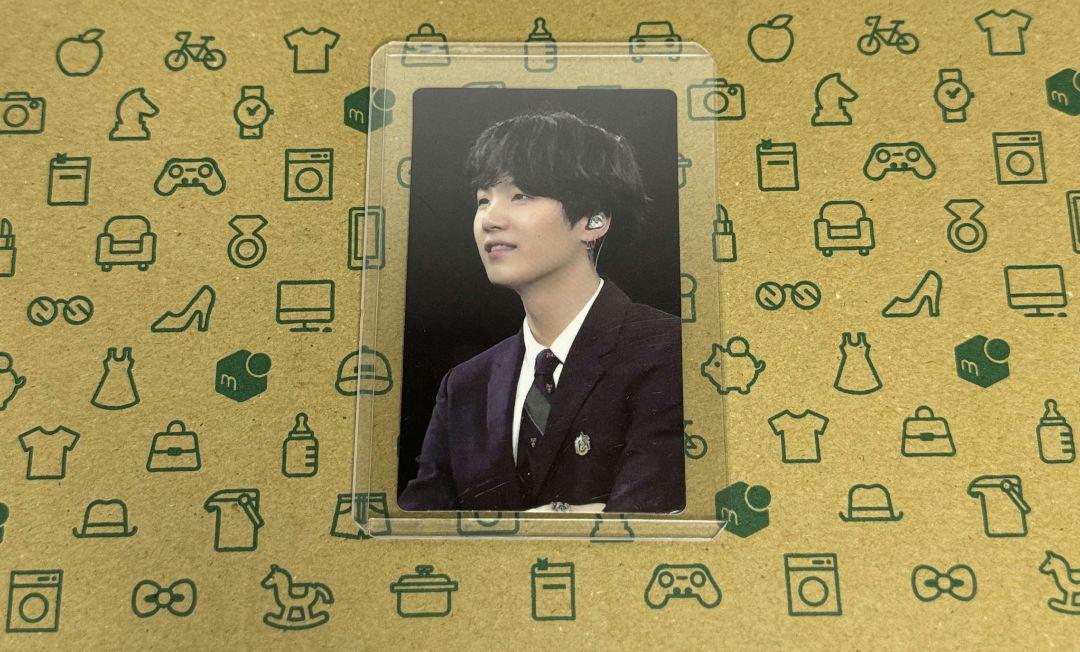 

[ИСПОЛЬЗОВАННЫЙ] DVD BTS Bangtan Boys Happyeverafter Коллекционная карточка Юнги Шуги