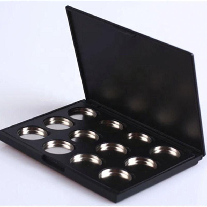 Large Plastic case Box Cosmetics Custom Private Label Empty ABS Makeup Eyeshadow Magnetic Palette