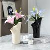 Creative Modern Ceramic Vase Floral Plant Pot Table Decoration Flowers Arrangement Artificial Flower Vases Room Aesthetic Decor
