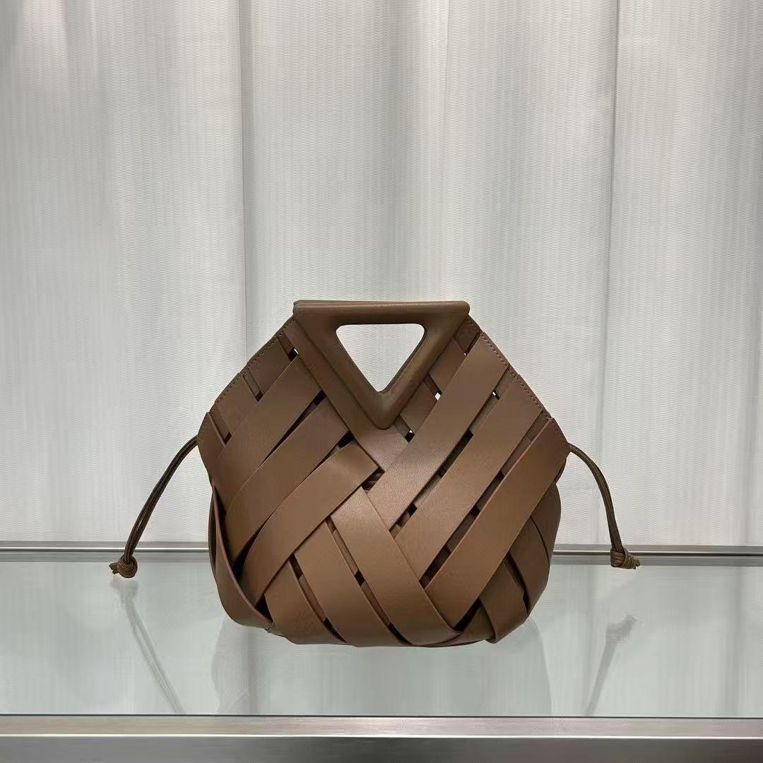 Шикарная плетеная сумка-ведро: Женская сумка через плечо и на плечо с ажурным дизайном 26x18x26cm