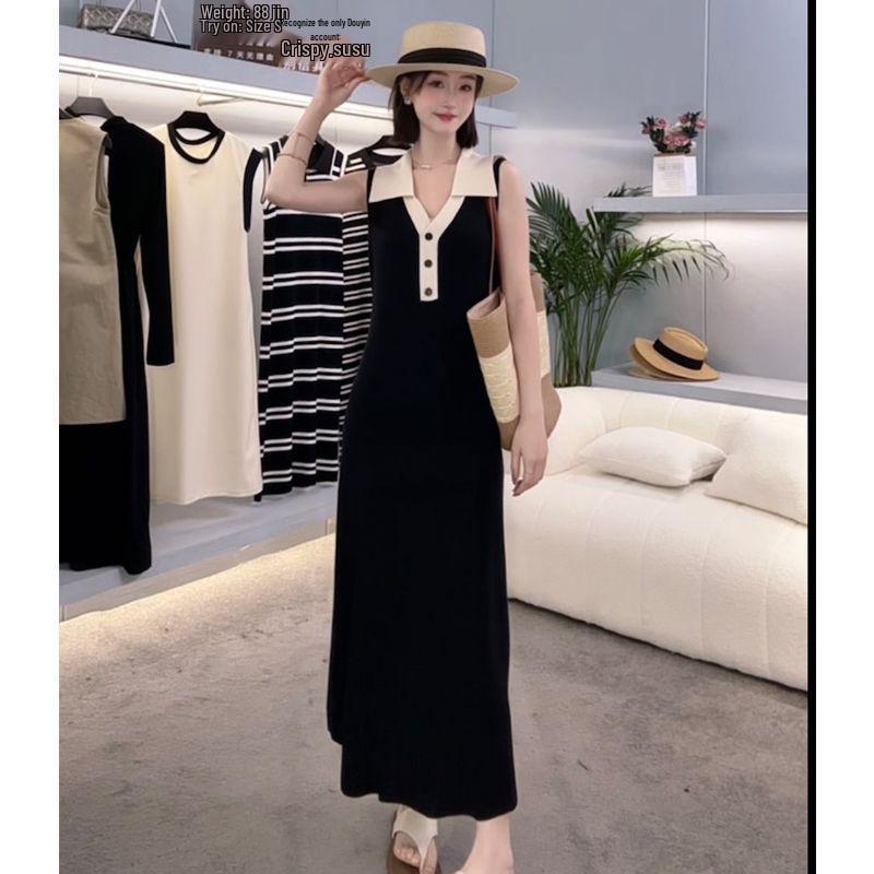Korean Light Luxury Color-Block Slimming Little Black Knit Dress