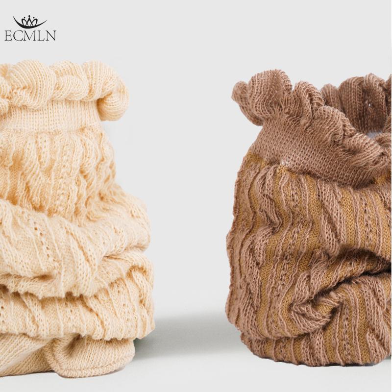 Chaussettes mignonnes respirantes à la cheville pour femmes Chaussettes solides Chaussettes décontractées à volants pour femmes Chaussettes d'équipage respirantes