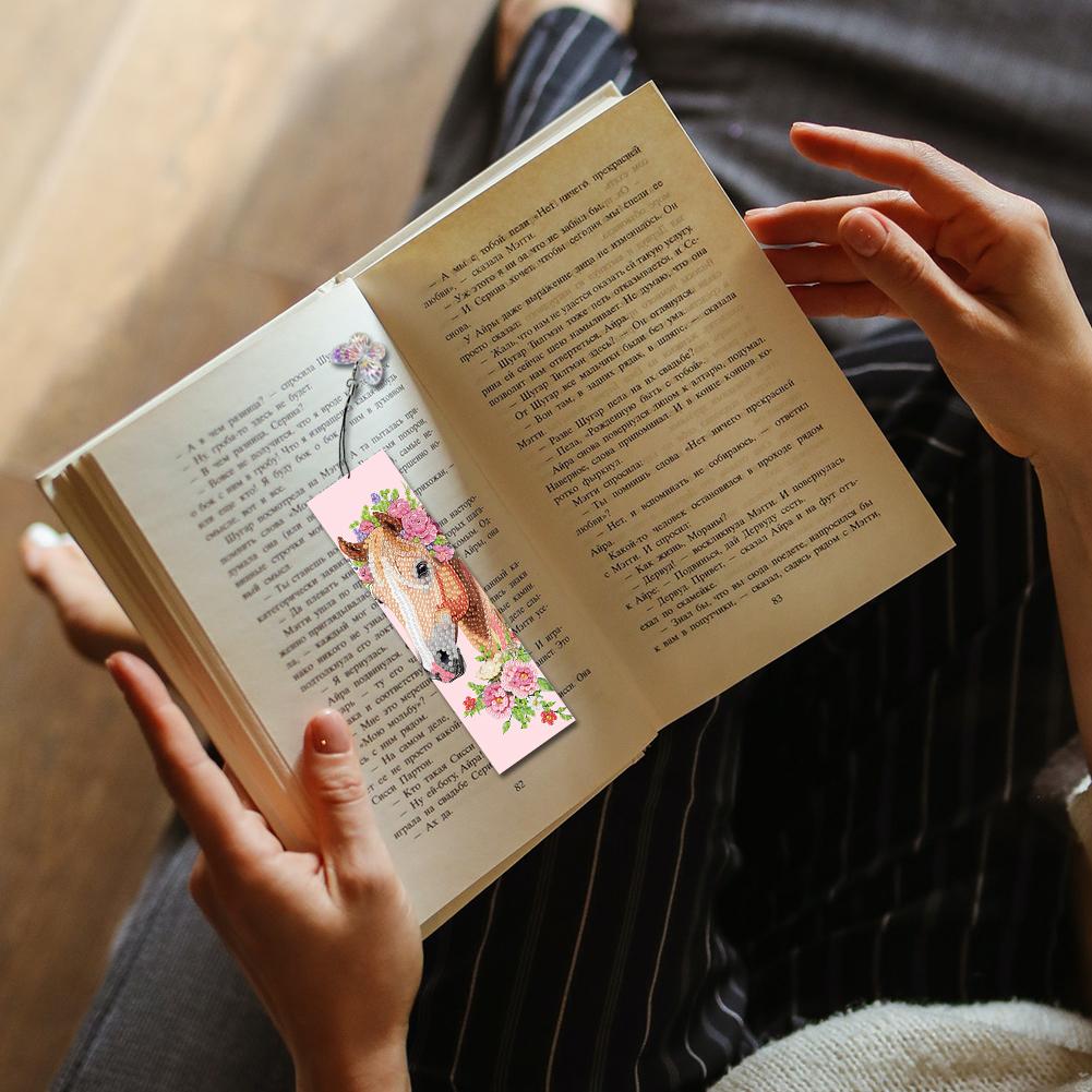 10Pcs Horse DIY Diamond Bookmark Art Projects Irregular Shaped Diamonds Diamond Painting Art Bookmarks for Reading Enthusiasts