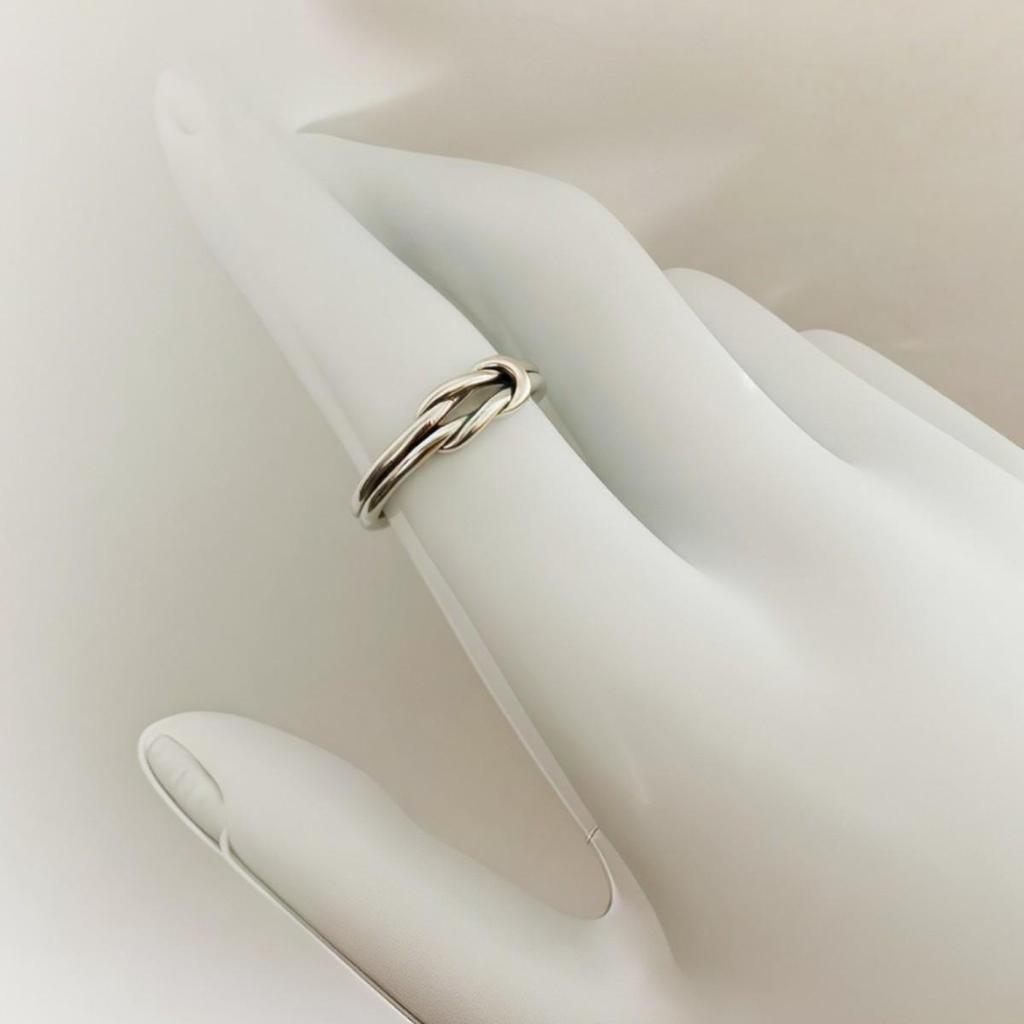 Hollow Knot Vintage-Style Open Finger Ring