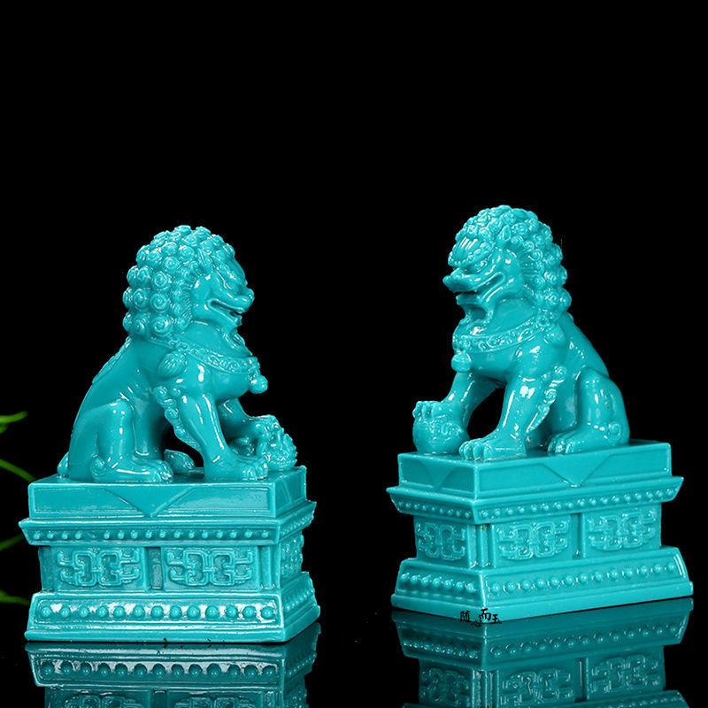 Chinese Natural Turquoise Handcarved Exquisite Male and Female Lions Statues A Pair Carving Living Room Home Decoration Mascot