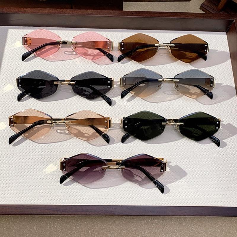 Vintage Frameless Sunglasses Polygonal Edge Design Women'S Classic Rhombus Sun Glasses Trendy Driving Shades For Ladies Uv400