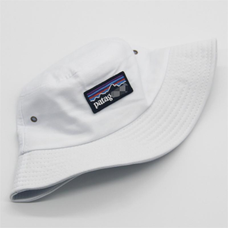 Bavlněný klobouk typu bucket hat s vyšívanými písmeny pro ochranu před sluncem a pro volný čas