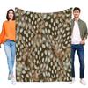 Abstract Pattern Fleece Blanket Soft Lightweight Warm Throw for Sofa Bed Home Decor Gift Suitable for All Seasons Cozy Indoor Ou