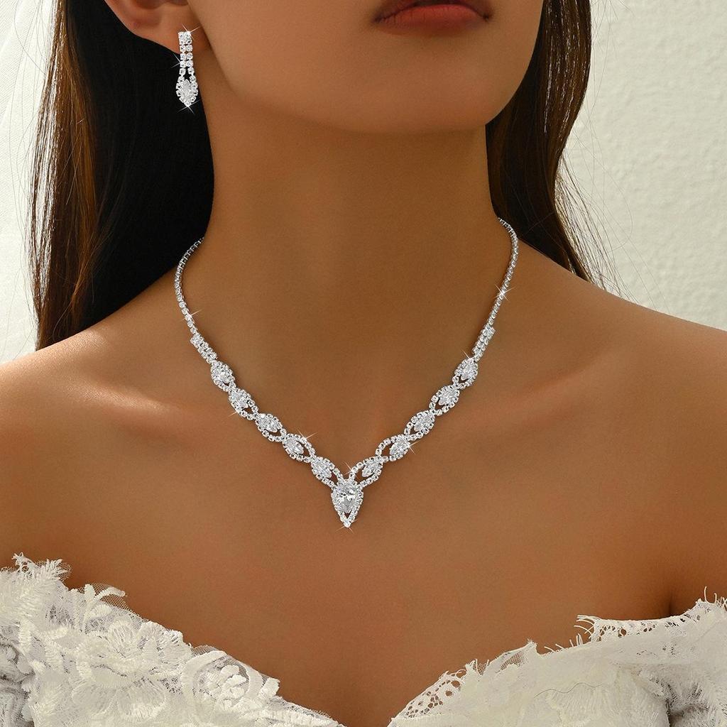 Conjunto de Joias de Zircônia de Luxo: Corrente de Clavícula e Colar Retro