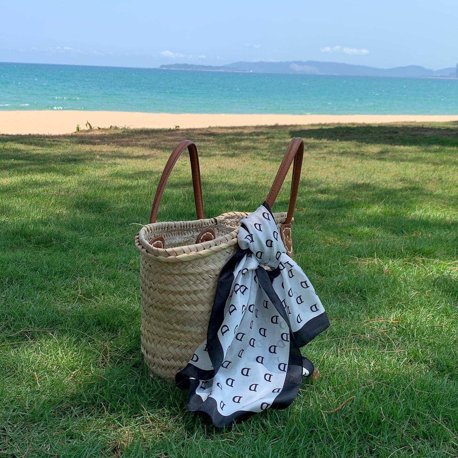 Summer thin sunscreen silk scarf small square scarf trendy thin seaside beach scarf versatile fashion sunshade shawl women s scarf 70-70cm