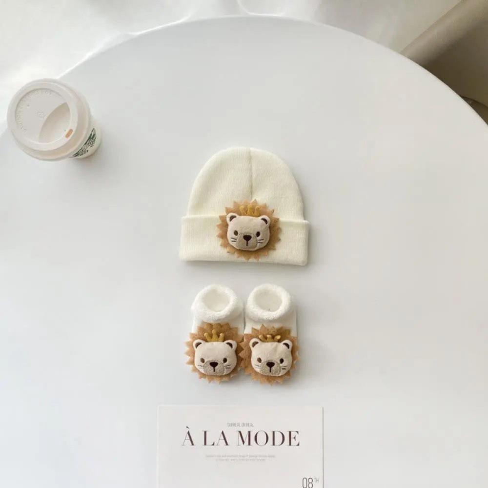 

2PCS/Set Cute Animal Doll Baby Hat Socks Winter Knitted Newborn Short Socks Pullover Hats Boy Girl 0-12 months-B