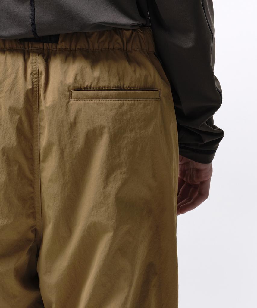 Musinsa Standard [City Leisure] Fleece-Lined Wide Belted Parachute Pants [Mud Beige]