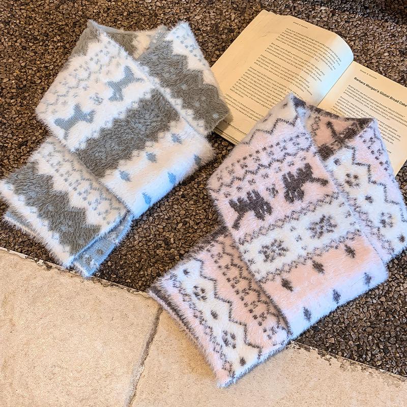 Fair Island style cat jacquard knitted double-sided scarf women's new autumn and winter atmosphere warm versatile scarf