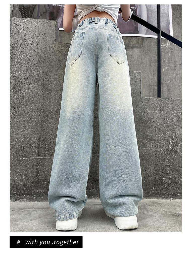 Jeans Ricamati con Funghi da Ragazza - Collezione Primavera/Autunno 2025: Jeans a gamba larga per bambini e ragazzi