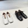 Fashion Ins Style Rivet Soft Leather Women Ballet Flats Fashion Square Toe Hollow Out Lace-up Walking Loafers Casual Lazy Dance Shoes