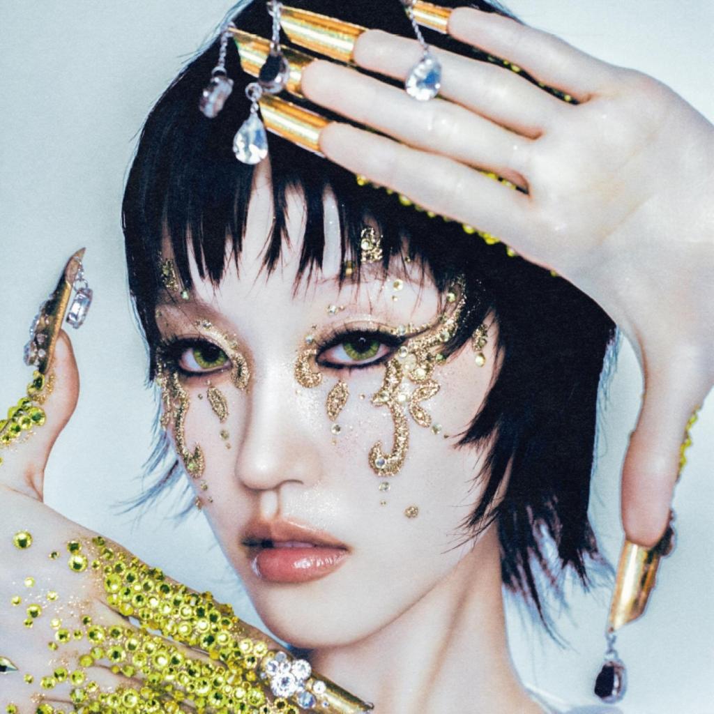 XG [THE CORE - KAKU] 1st Full Album (Solo ver.)