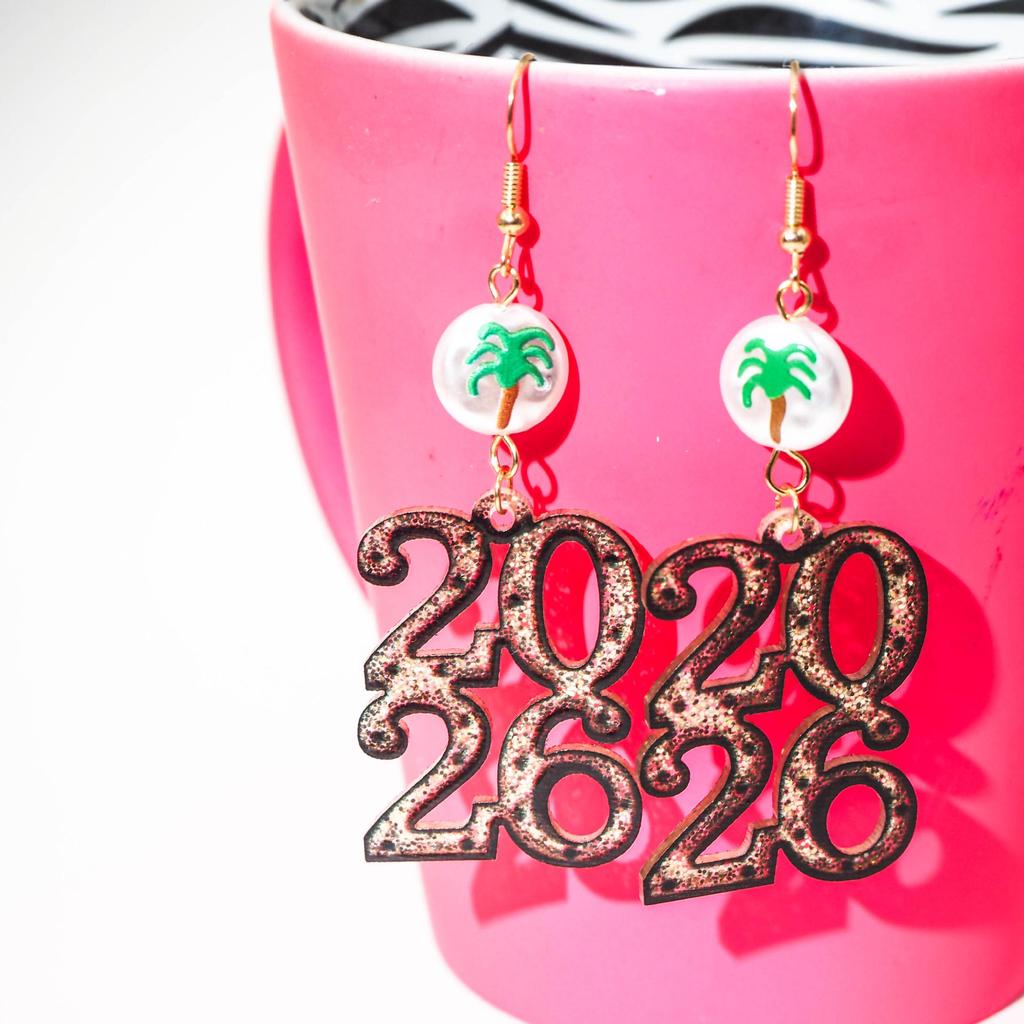 Orecchini in Acrilico con Nappe Glitterate Numero Anno Nuovo 2026